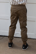 Load image into Gallery viewer, Duane Cargo Joggers in Dark Green