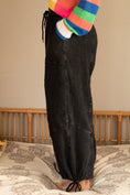 Load image into Gallery viewer, Homebody Cargo Pants