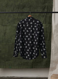 Load image into Gallery viewer, No Problemo Button Up

