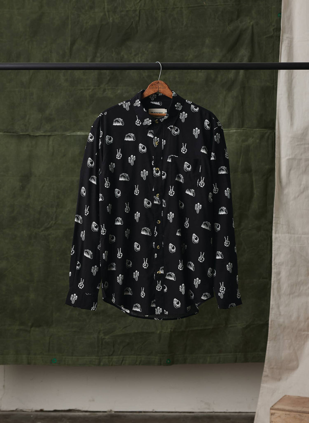 No Problemo Button Up
