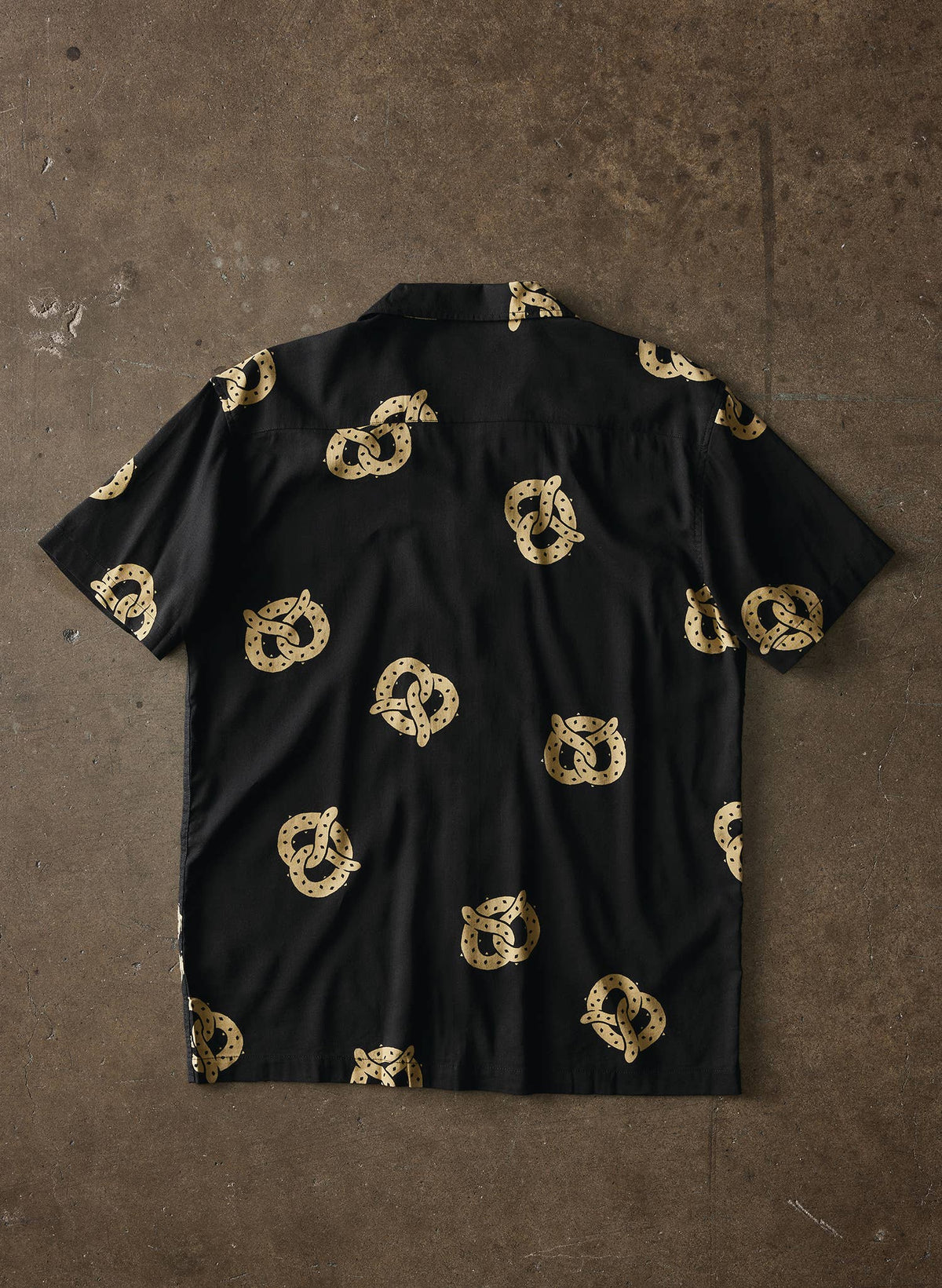 Don't Get It Twisted Button Down